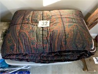 Quilted Spread/Comforter