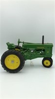 Ertl 1953 John Deere Model 70 1/16 Tractor