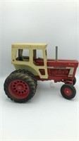 Int’l Farmall 1466 Turbo Tractor With Cab