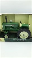 Ertl Oliver 1950-T Diesel AGCO 1/16 Tractor