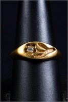 18K Gold Ladies Ring