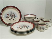 Christmas Dishes-5 Plates,  6 Bowls, 4 Cups