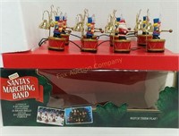 Santa's Marching Band Plays 35 Christmas Carols