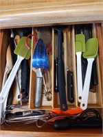 Knives, Measuring Spoons, Spatuals, Pie Server,