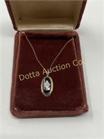 14K YELLOW GOLD NECKLACE & PENDANT: