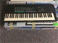 Yamaha PSR-150 Keyboard