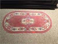 Pink Oval Area Mat - 45 x 22