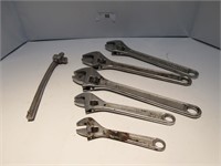 LOT: ADUSTABLE WRENCHES