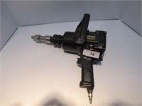CENTRAL PNEUMATIC AIR 1" IMPACT WRENCH