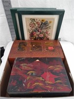 2 Jewelry boxes,4 picture frames