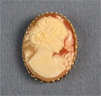 Vintage Shell Cameo Brooch/ Pendant