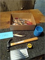 Miscellaneous tools and knives flat