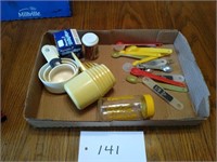 Measuring and baking supplies flat