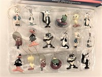 New Pk Looney Tunes 18 Mini Ornaments