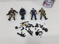 4 figurines militaires et accessoires
