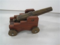 brass canon w/wood carriage 8" barrel