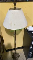 Antique metal floor lamp, with a nice decorative