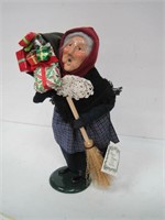 Byers Choice Old Befana the Christmas witch