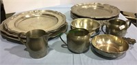Pewter lot, mixed lot of pewter plates, bowls,