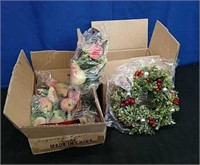 Box Sugared Fruit , 2 Christmas Candle Wreaths