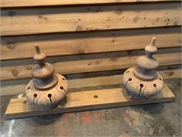 WOOD CORBELS FOR A BED