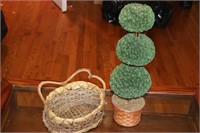 TOPIARY AND TREE HANDLE BASKET