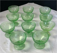 Set of 11 green depression glasses - 1 chip