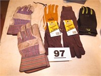 8 PAIR OF GLOVES