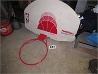 BASKETBALL HOOP & BACK BOARD