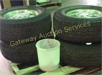Set of 4 Wild Country Radial Tires Size...