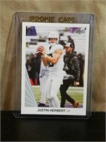 2020 Leaf Justin Herbert Rookie Football Card