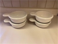4 CORNING WARE PIECES WITH PLASTIC LIDS