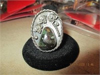 925 Mexico Ring w/Green Stone-11.4 g