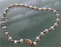 14k Gold & Pearl Bracelet