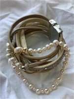 (2) Freshwater Pearl Bracelets