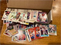 Cincinnati Reds 800ct Box of Baseball Cards