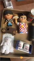 Misc lot of vintage collectibles