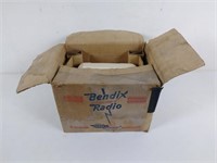 Vtg 1946 Bendix Tube Radio in Box