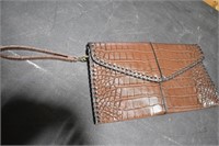 wristlet/purse