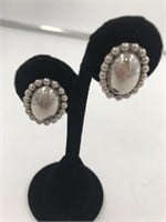 Pair of sterling silver earrings           (700)