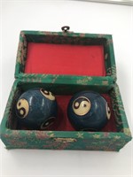 Beautiful pair of musical stress (Baoding)  balls