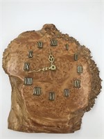 Table top burl wood clock, made in 1981, battery n