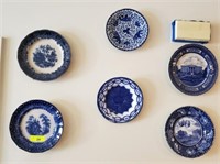 GROUP OF BLUE AND WHITE PLATES