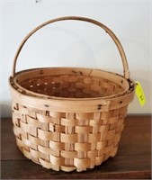 SPLIT OAK ROUND BASKET