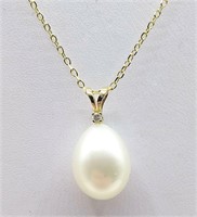 14kt. Yellow Gold genuine Freshwater Pearl &