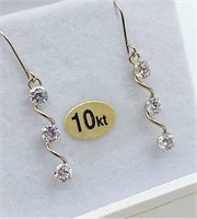 10kt. White Gold CZ Dangle Earrings,