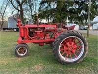 Farmall F-20 Tractor