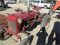 LL-1952 FARMALL CUB