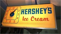 HERSHEY'S ICE CREAM CLOCK/LIGHT