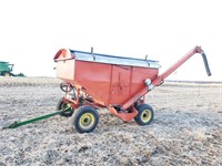 Soybean tender/gravity box & J.D. gear